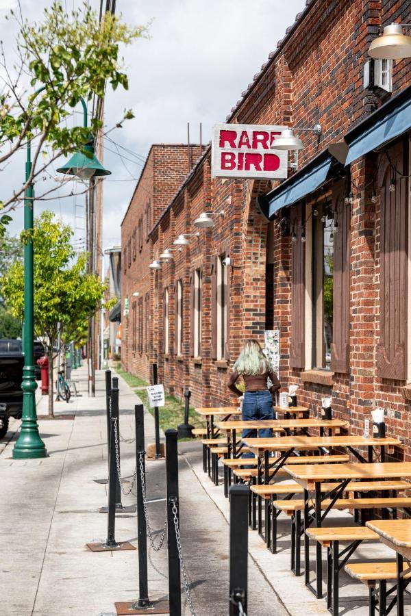 Midtown Modern - Urban Condo Walkable To Bars And Beach Traverse City Eksteriør bilde