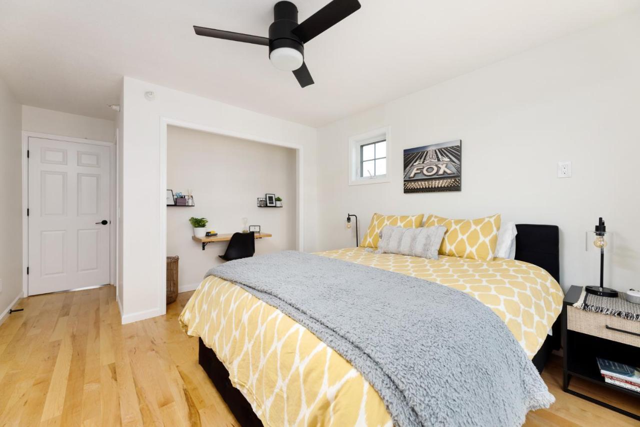 Midtown Modern - Urban Condo Walkable To Bars And Beach Traverse City Eksteriør bilde